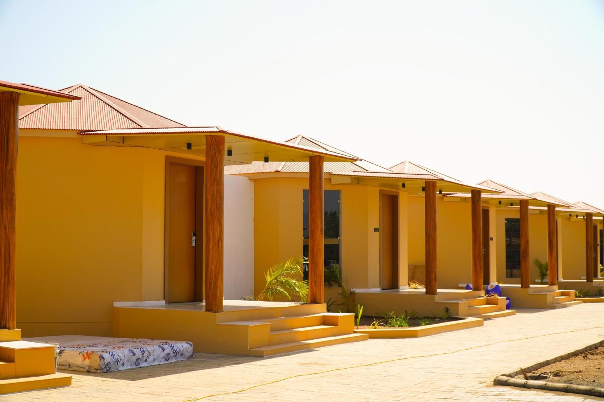Shree Jalaram Resort Kodae ภายนอก รูปภาพ